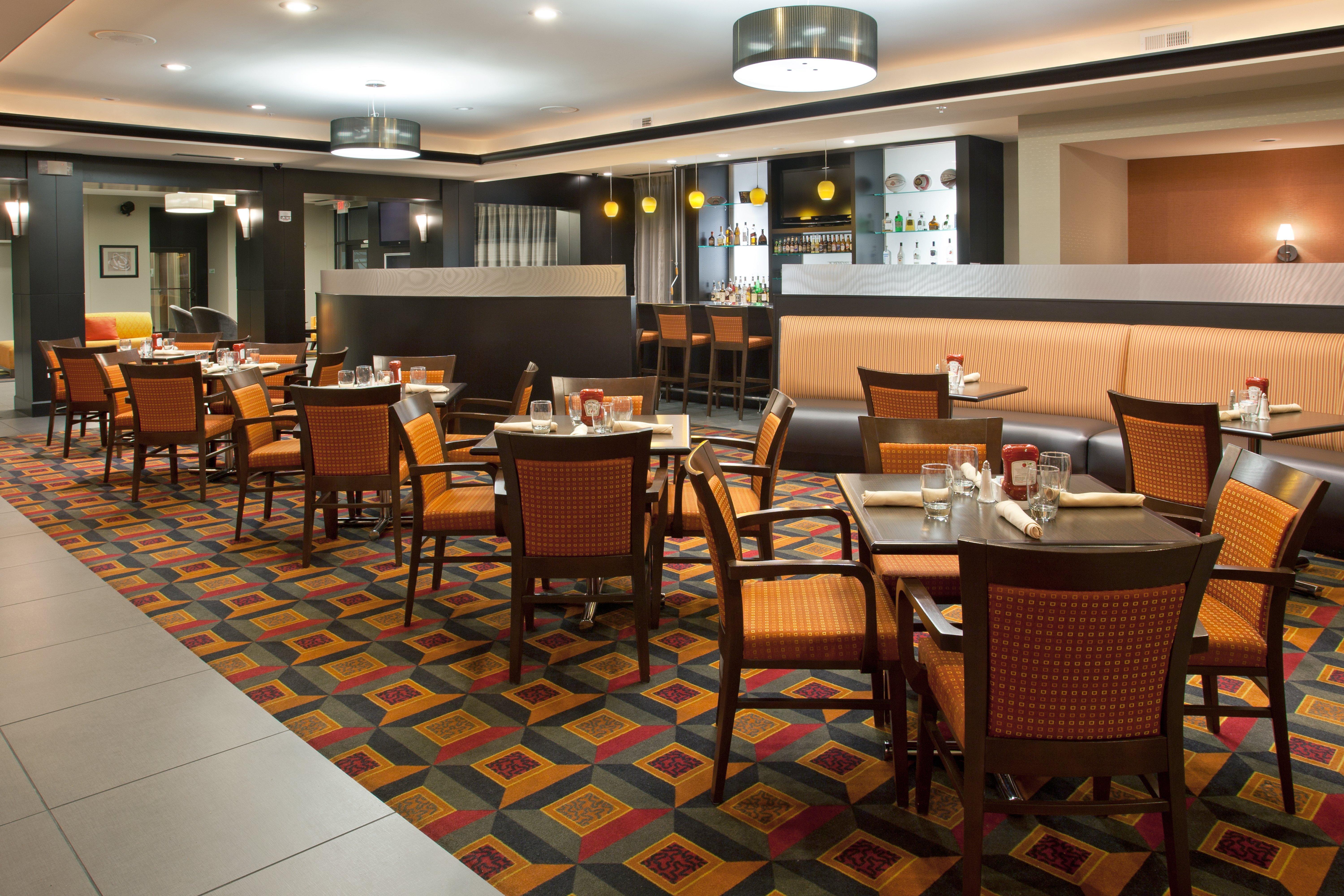 Holiday Inn Columbus-Hilliard By Ihg New Rome Restaurant bilde